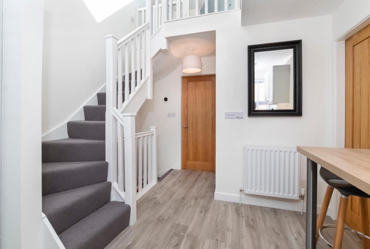 Livingstone Street Apartments With Free Parking 요크 외부 사진